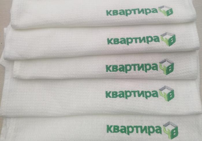 Вышивка на полотенце квартира 48